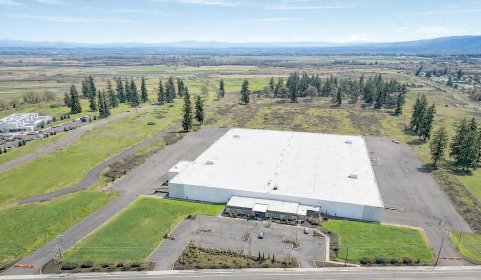More Photos Of 52960 W Lane Rd, Scappoose Manufacturing For Lease