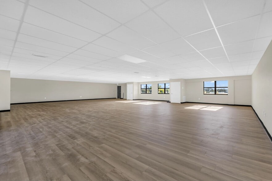 More Photos Of 3596 Tamiami Trl, Port Charlotte Unknown For Lease