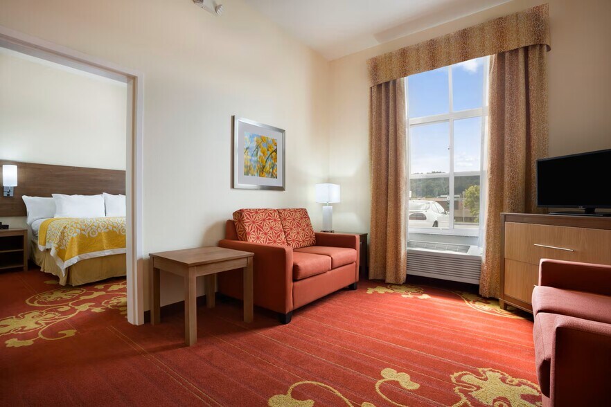 More Photos Of 43945 Marietta Rd, Caldwell Hotel For Sale