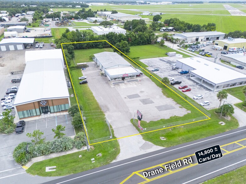 More Photos Of 2910 Drane Field Rd, Lakeland Warehouse For Lease