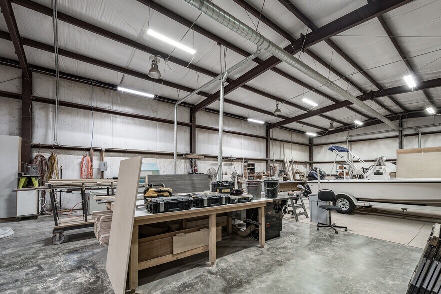 More Photos Of 12586 US-59, Splendora Warehouse For Sale
