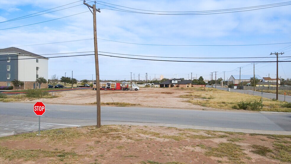 More Photos Of 2210 S Baird St, Midland Land For Sale