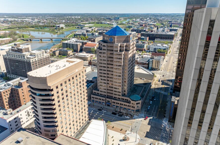 More Photos Of 110 N Main St, Dayton Office For Lease