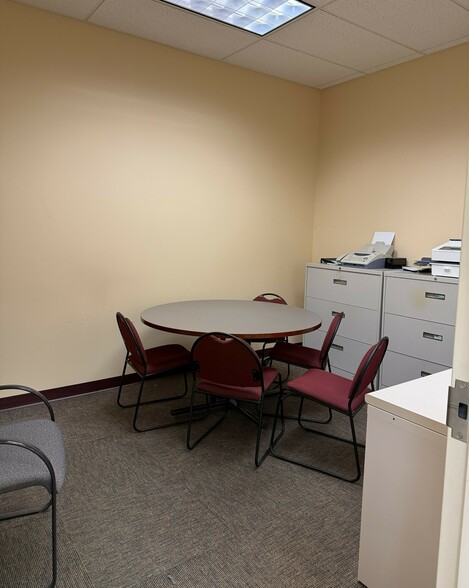 More Photos Of 511 Lenox St, Stroudsburg Office For Lease