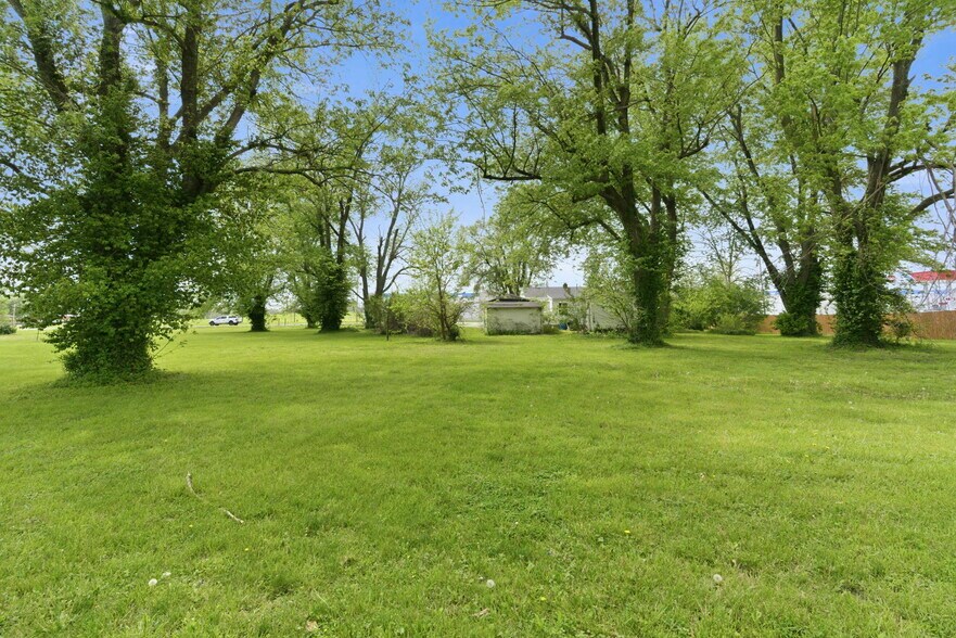 More Photos Of 2756 N Brookline Ave, Brookline Land For Sale