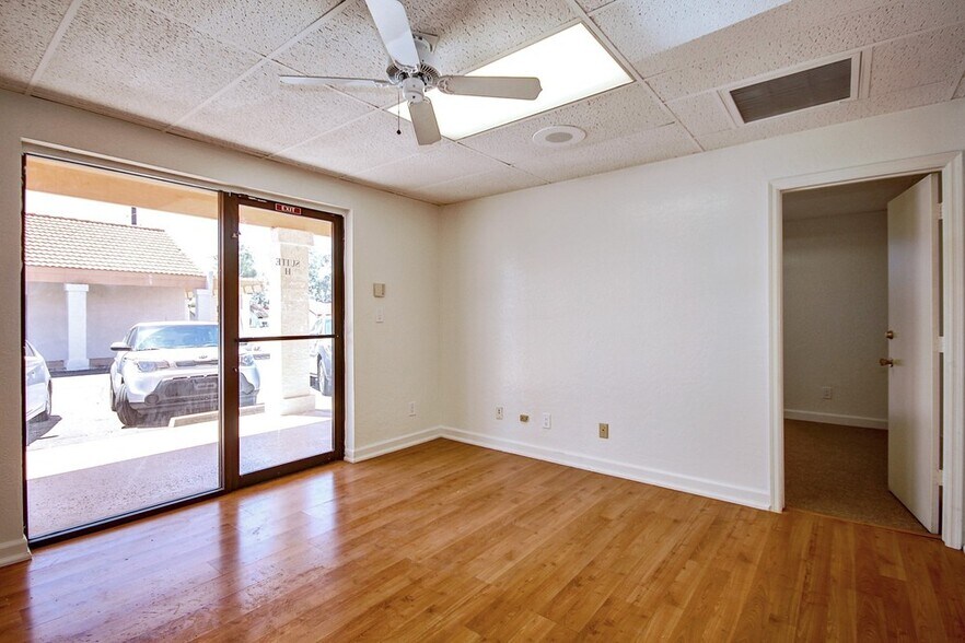 More Photos Of 925 N Stapley Dr, Mesa Office For Lease