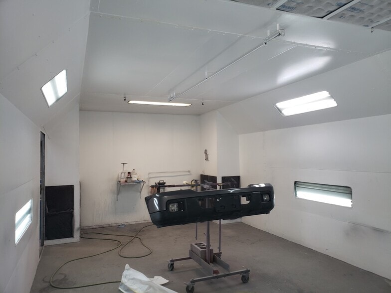 More Photos Of 4239 Kings Mountain Hwy, Bessemer City Warehouse For Sale