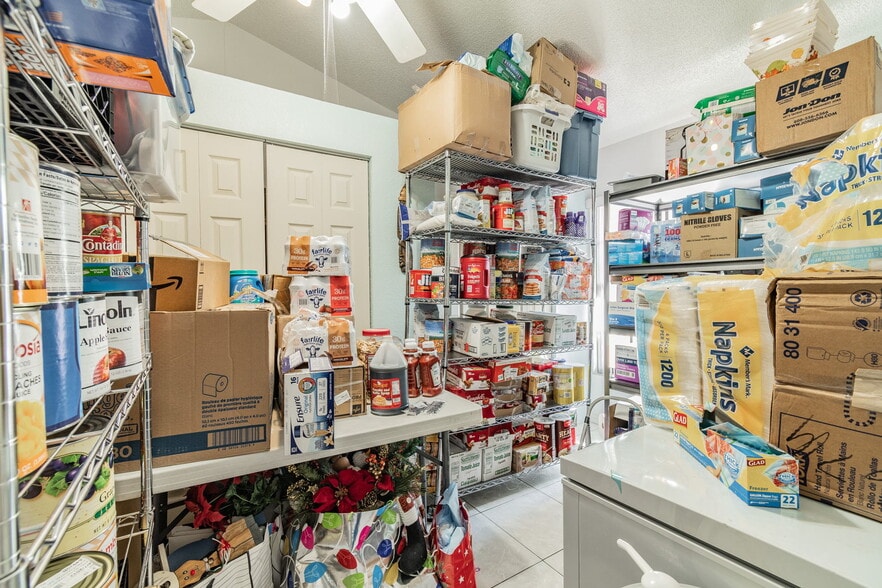 More Photos Of 4407 Millwood Rd, Spring Hill Assisted Living For Sale