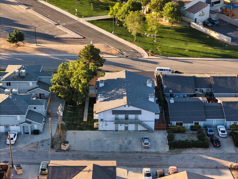More Photos Of 21220 Campo Ct, Tehachapi Apartments For Sale