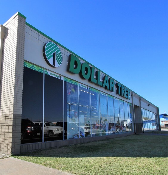 More Photos Of 3411 Leopard St, Corpus Christi Freestanding For Sale