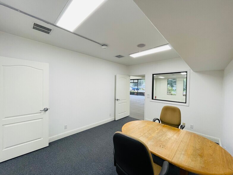 More Photos Of 1925 Francisco Blvd E, San Rafael Light Manufacturing For Lease