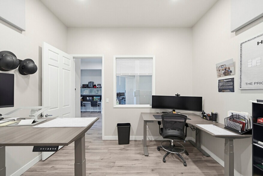 More Photos Of 349 Lake Havasu Ave S, Lake Havasu City Office For Sale