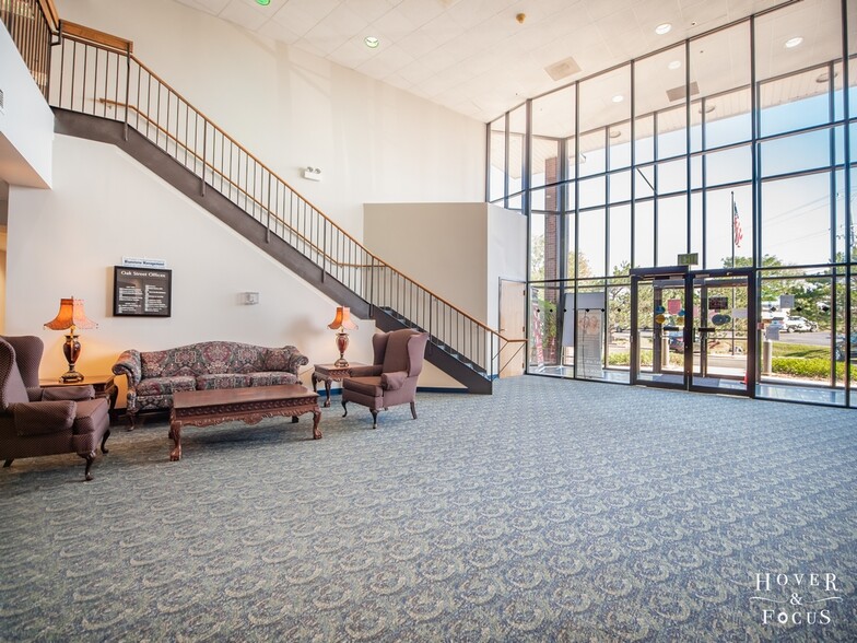 More Photos Of 1301 Pyott Rd, Lake In The Hills Medical For Lease