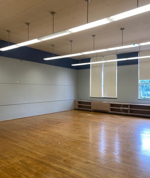 More Photos Of 80 Clinton St, Tonawanda Schools For Lease