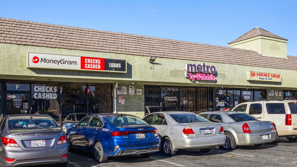 More Photos Of 43535 Gadsden Ave, Lancaster Unknown For Lease