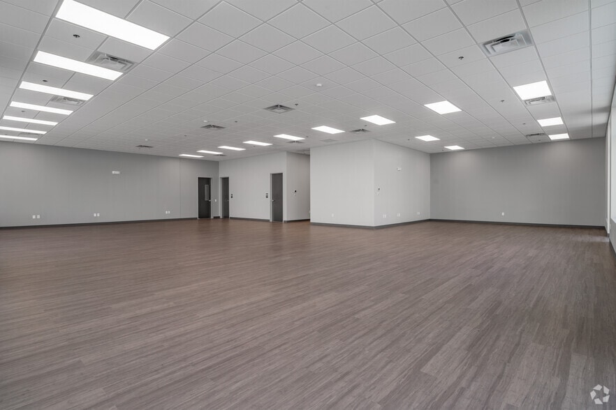 More Photos Of West Avenue and Wurzbach Parkway, San Antonio Unknown For Lease