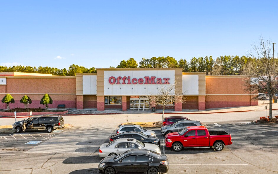 More Photos Of 1757 E West Connector, Austell General Retail For Sale
