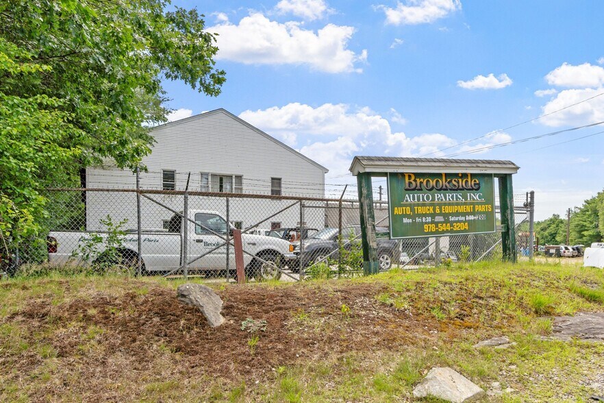 More Photos Of 4 Brookside Rd, Orange General Retail For Sale