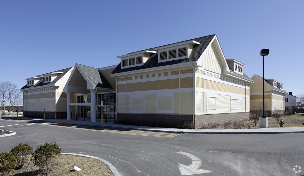 More Photos Of 624-640 Route 132, Hyannis Freestanding For Sale