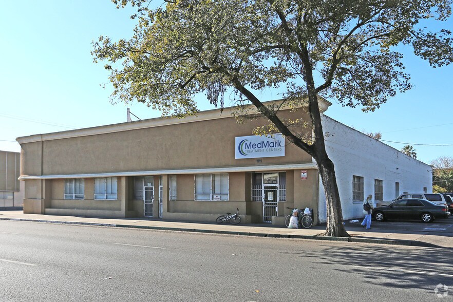 More Photos Of 33 E Magnolia St, Stockton Office For Lease