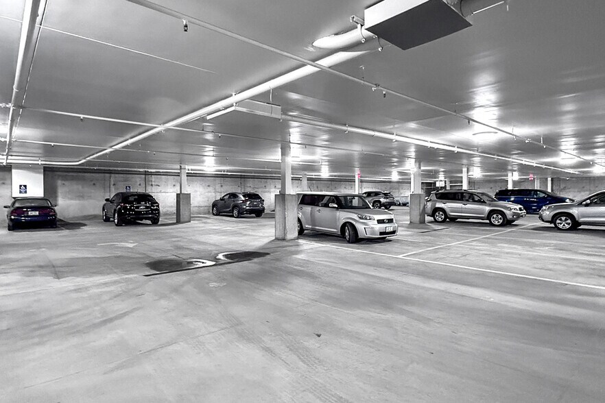 More Photos Of 4326 Hickman Rd, Des Moines Apartments For Sale