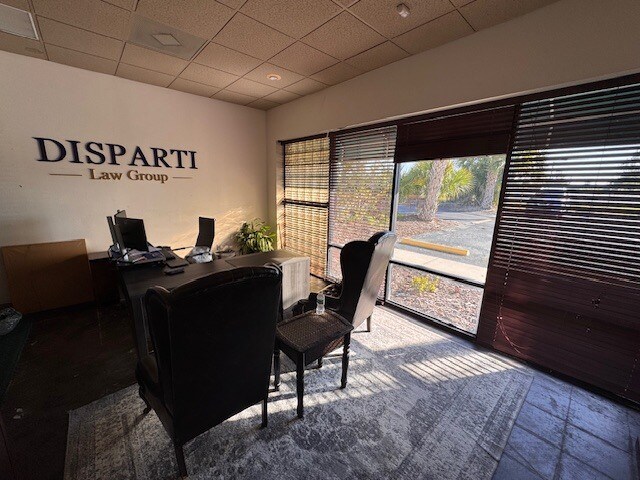 More Photos Of 1041 US Highway 19, Holiday Office For Sale