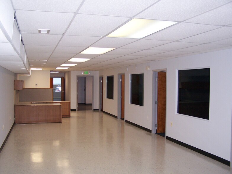 More Photos Of 316 E Market St, Leesburg Office For Sale