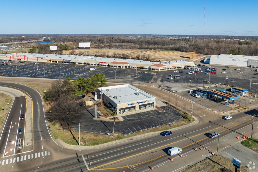 More Photos Of 5200-5280 Summer Ave, Memphis Unknown For Lease