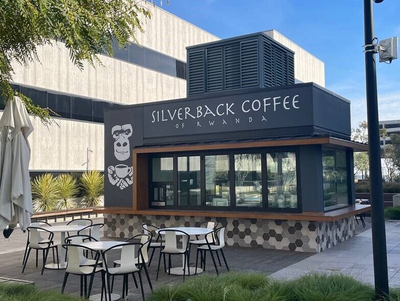 More Photos Of 300 N Pacific Coast Hwy, El Segundo Unknown For Lease