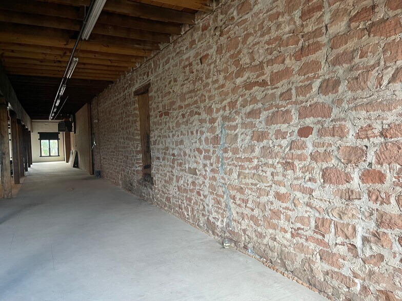 More Photos Of 324 W Oklahoma Ave, Guthrie Storefront Retail Residential For Lease