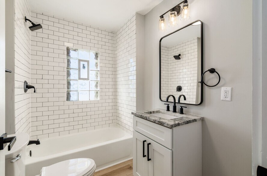 More Photos Of 1262-1274 S High St, Columbus Apartments For Lease