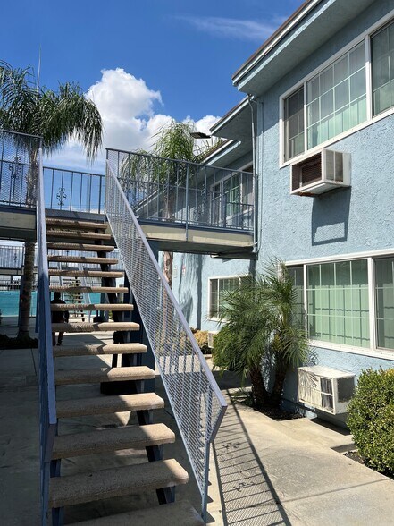 More Photos Of 1525 E Lynwood Dr, San Bernardino Apartments For Sale