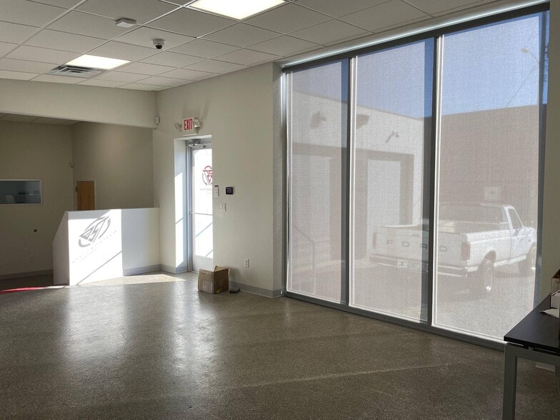 More Photos Of 1161 E Main St, Chattanooga Office For Lease