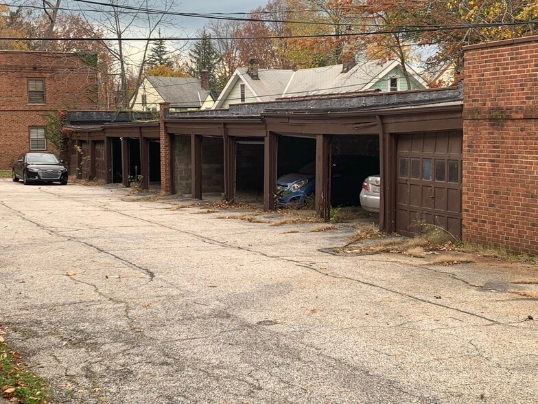 More Photos Of 2521 Noble Rd, Cleveland Heights Apartments For Sale