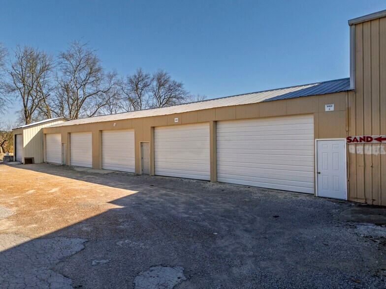 More Photos Of 1100 Winchester Hwy, Fayetteville Freestanding For Sale