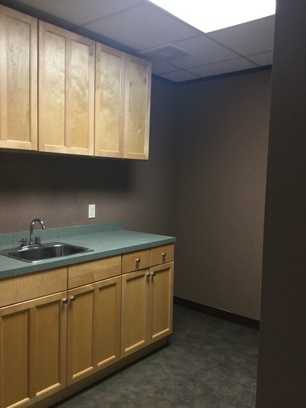 More Photos Of 3200 Steck Ave, Austin Office For Sale