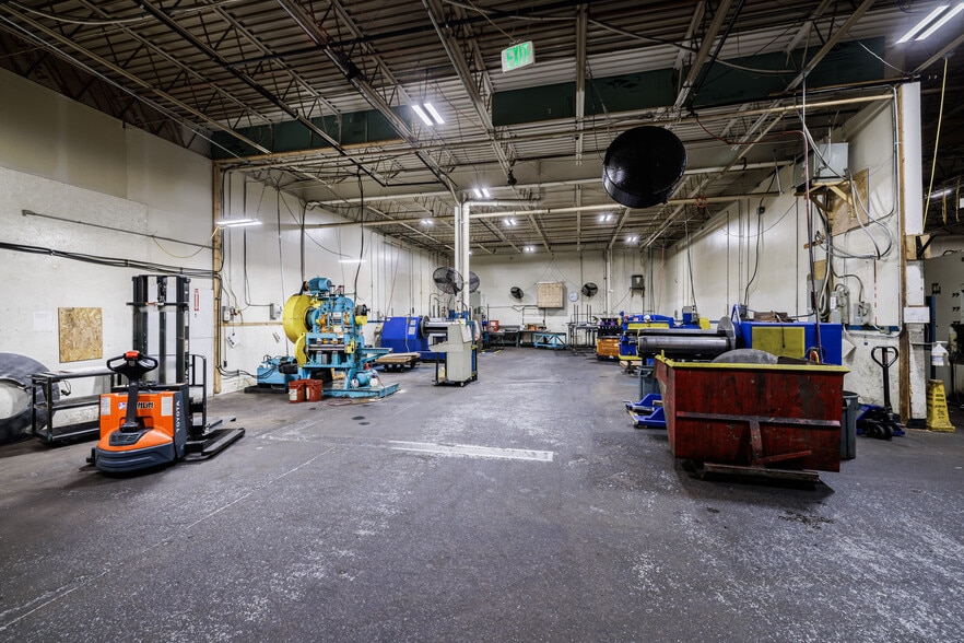 More Photos Of 100 Pixley Industrial Pky, Rochester Manufacturing For Sale