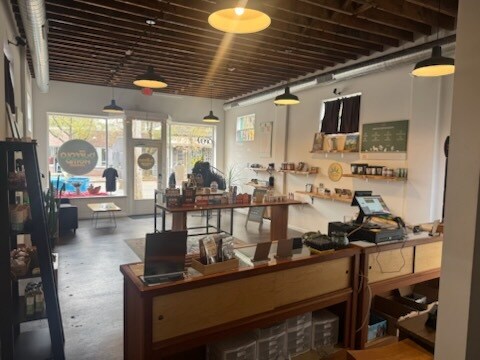 More Photos Of 1110 Main St SW, Roanoke Storefront For Sale