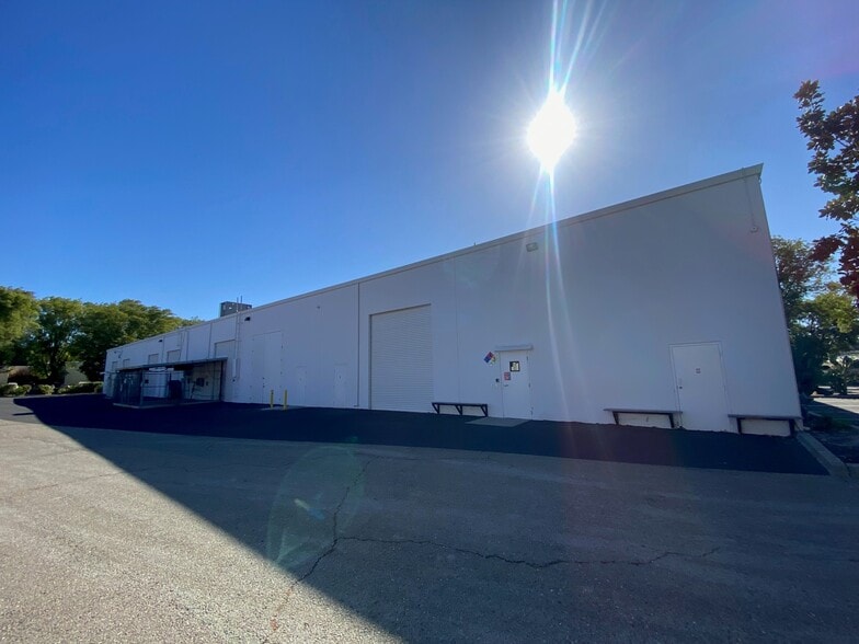 More Photos Of 199 Frank West Cir, Stockton Warehouse For Lease