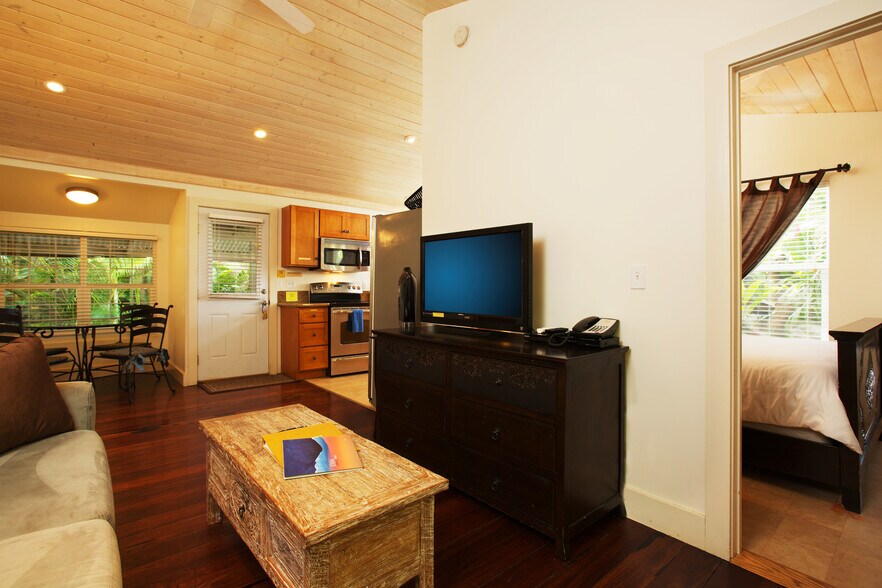 More Photos Of 40 Ae Pl, Paia Apartments For Sale