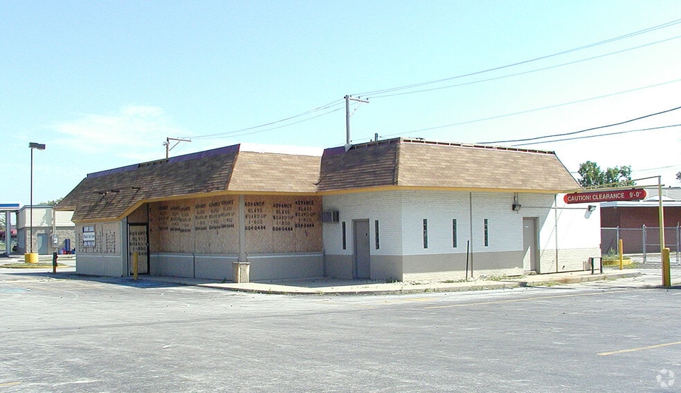 More Photos Of 15405 Dixie Hwy, Harvey Freestanding For Lease