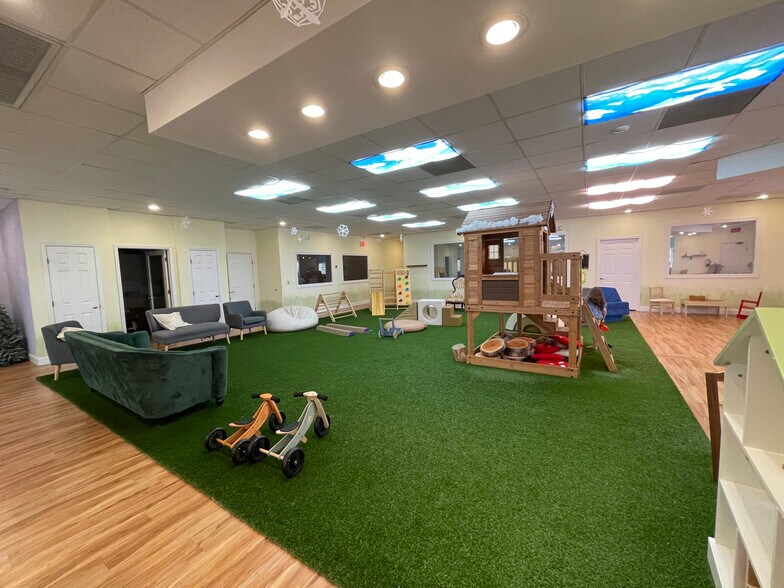 More Photos Of 2344 3rd St, Jacksonville Beach Medical For Lease