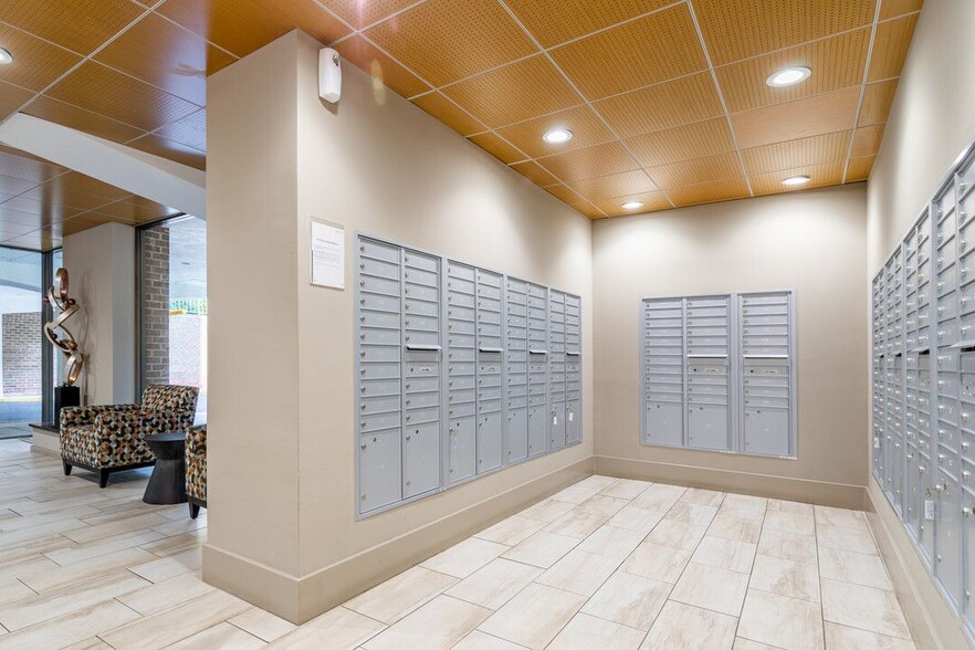 More Photos Of 8150 Lakecrest Dr, Greenbelt Apartments For Sale