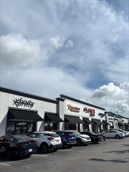 More Photos Of 6507-6535 S Tamiami Trl, Sarasota Unknown For Lease