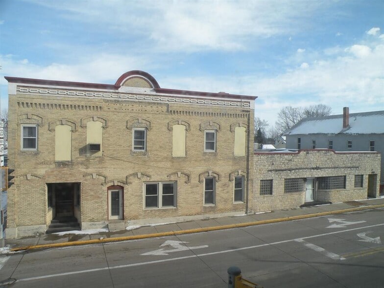 101 Blackburn St  