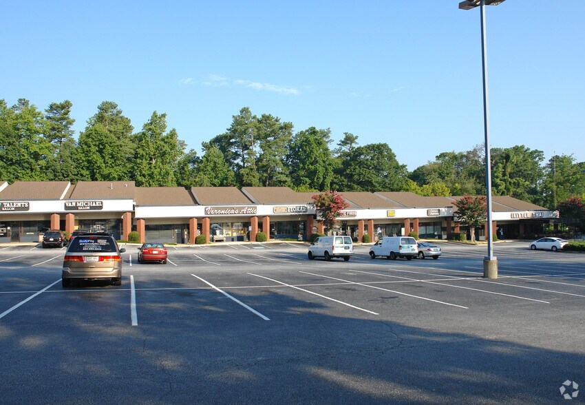 More Photos Of 220 NE Sandy Springs Cir, Atlanta Unknown For Lease