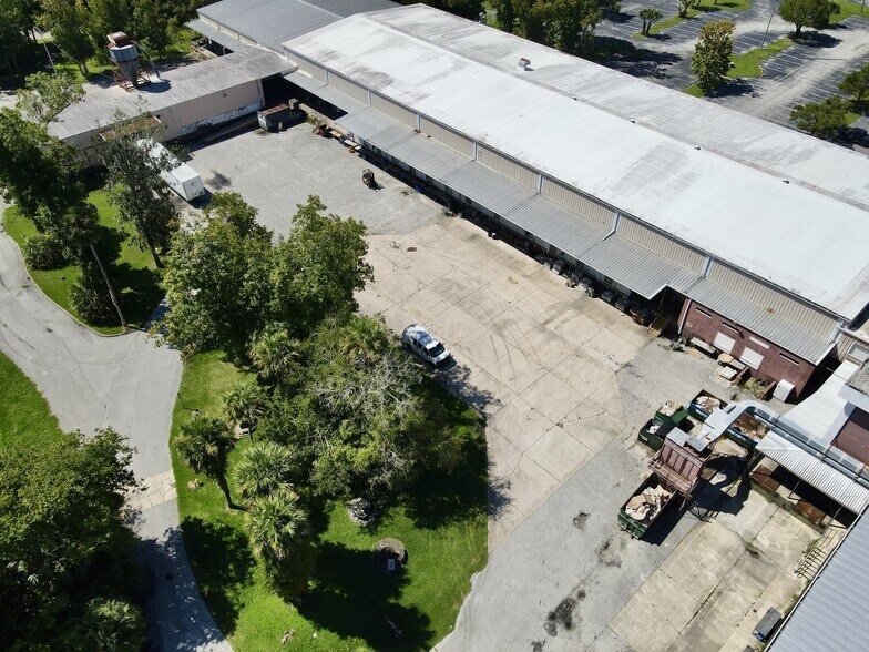 More Photos Of 901 6th St, Daytona Beach Industrial For Sale