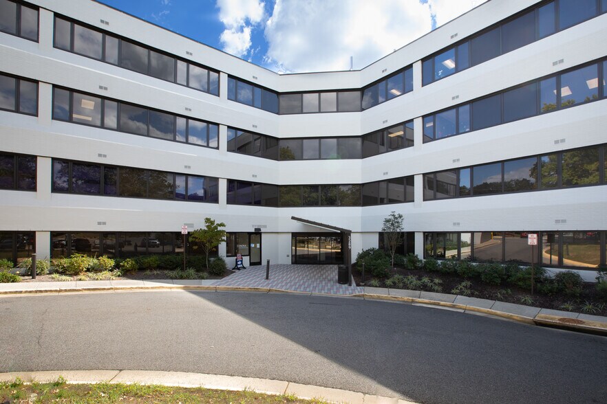 More Photos Of 3289 Woodburn Rd, Annandale Medical For Lease