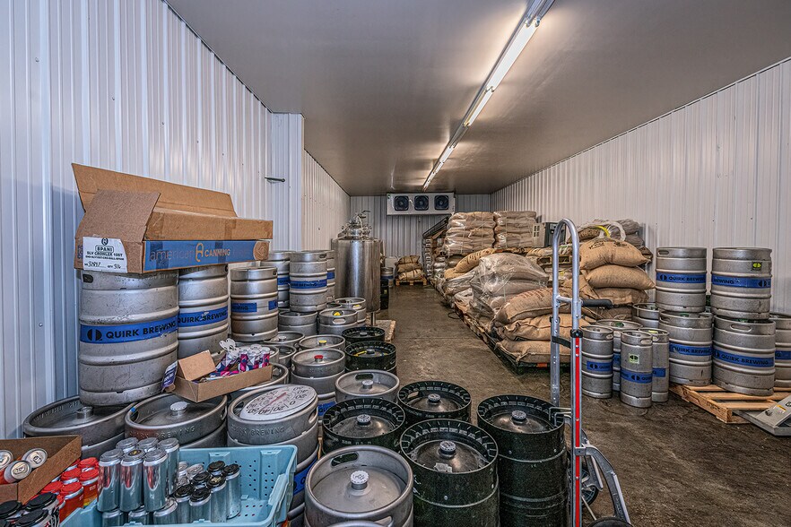 More Photos Of 150 W Boeing Avenue, Walla Walla Industrial For Sale