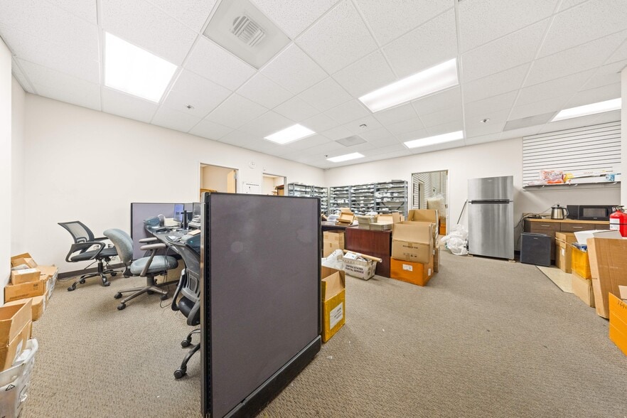 More Photos Of 1795 E Holt Blvd, Ontario Showroom For Sale